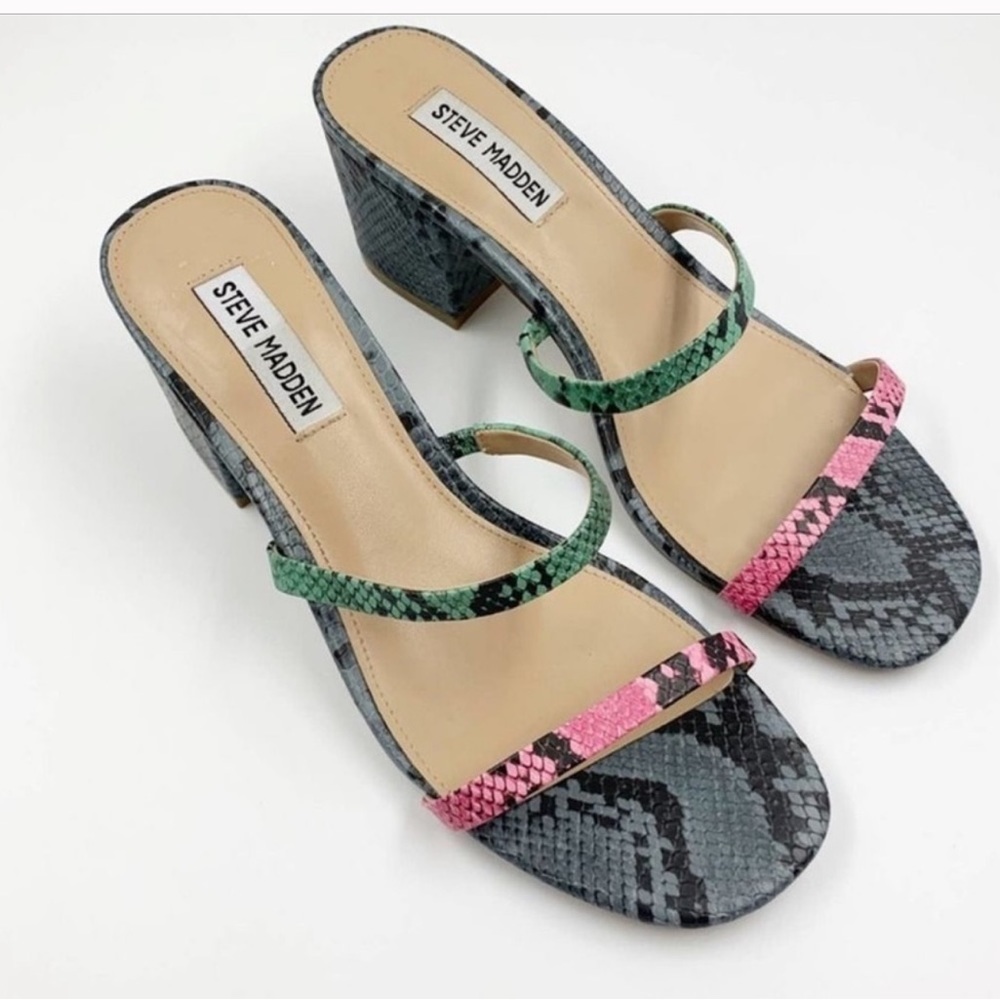 Steve Madden Issy Strappy Slide Block Heel Sandals
Multicolor Snakeskin NEW